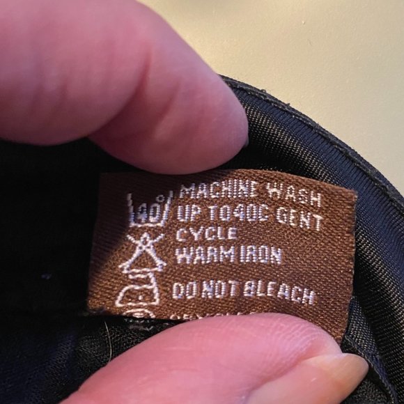 Beautiful !  EUROMODA ~ Black Satin Stretchy 5 Pockets Jeans/Pants  ~ Size 32 - Picture 11 of 11